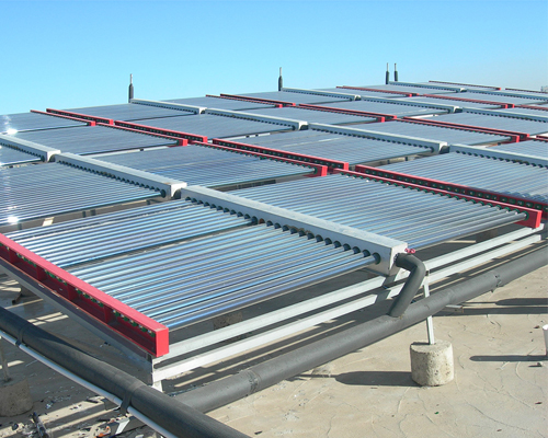 1763459842278630.jpg 太阳能热水工程:绿色能源时代的温度革命.jpg